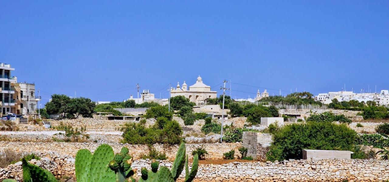 Valley View Qrendi Exterior photo
