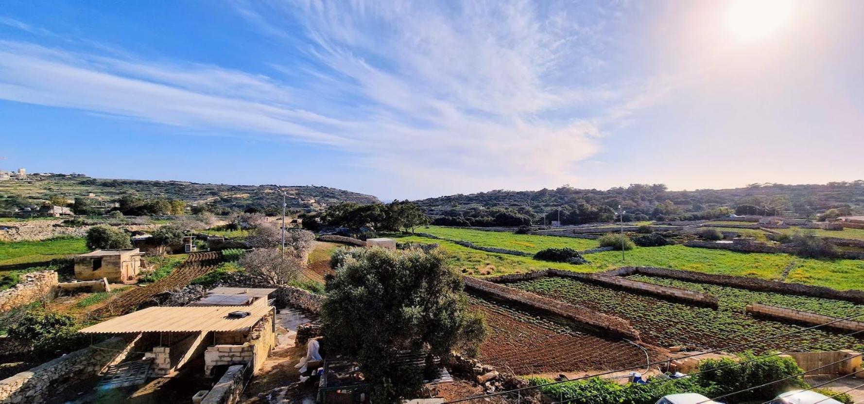 Valley View Qrendi Exterior photo